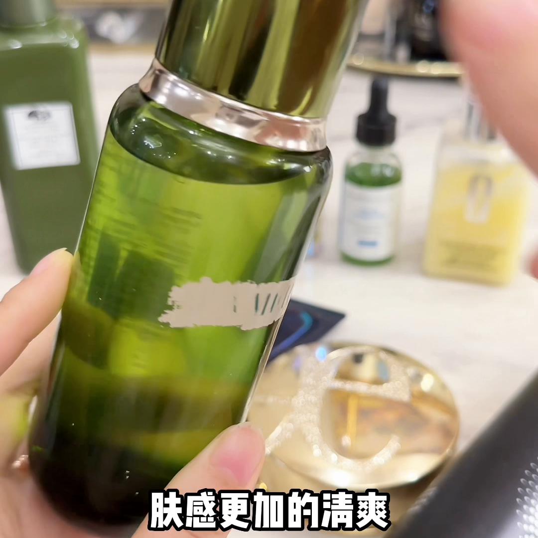 油痘肌和痘痘肌,痘痘肌用什么水乳和护肤品