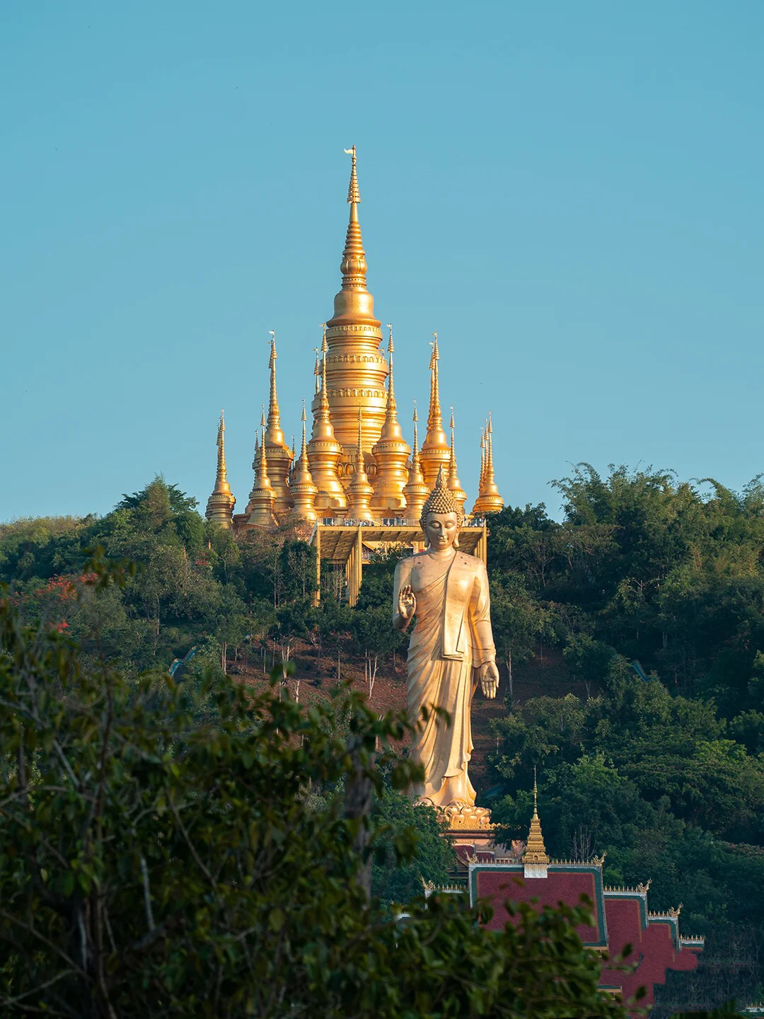 西双版纳最近十五天的气温,西双版纳气温最高38算热吗