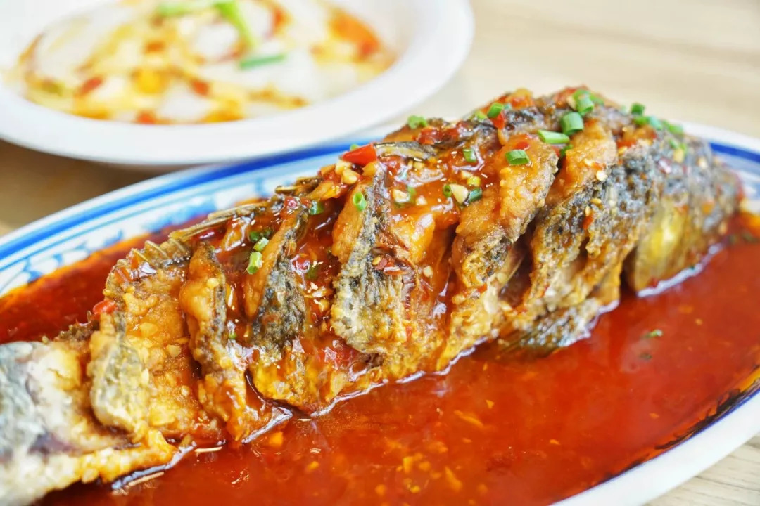 中国舌尖上的贵州美食地方特色菜,来贵州不得不品尝的两道贵州菜