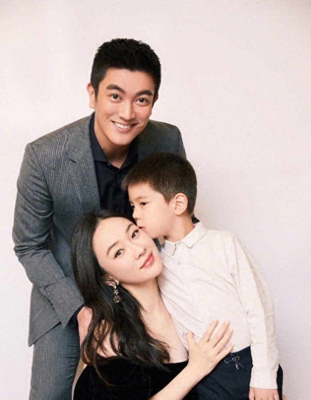 霍思燕一夜成名作品,霍思燕早期写真作品