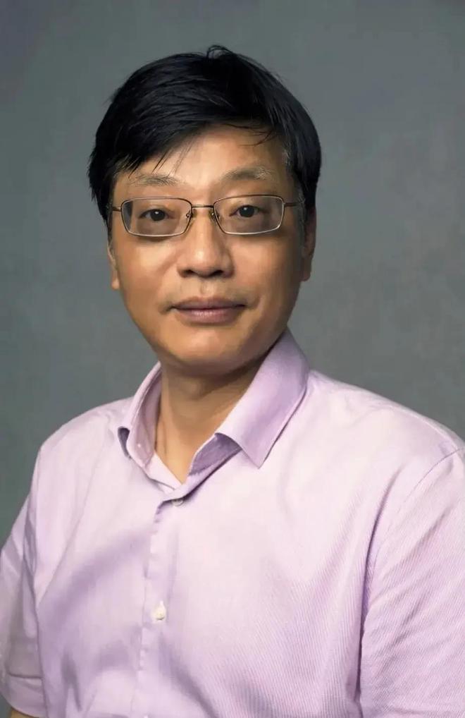 袁久红年轻时候的照片,袁久红照片事件视频