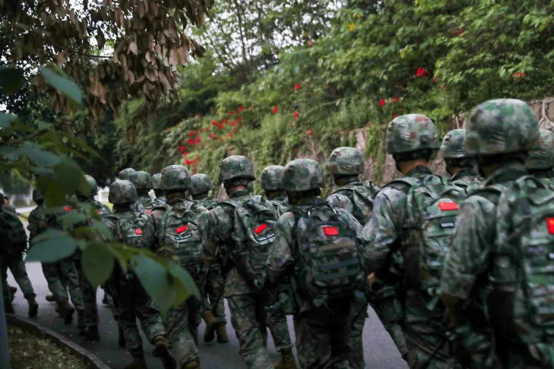 军营帅气视频,军营精彩瞬间照片