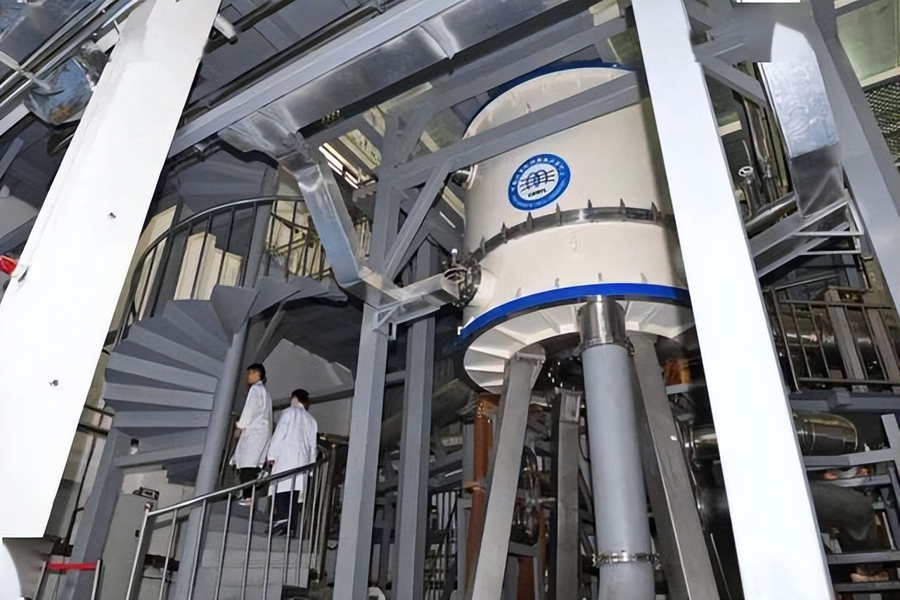 地球磁场变强能抵挡住宇宙射线吧,超大地磁暴能改变地球磁场吗