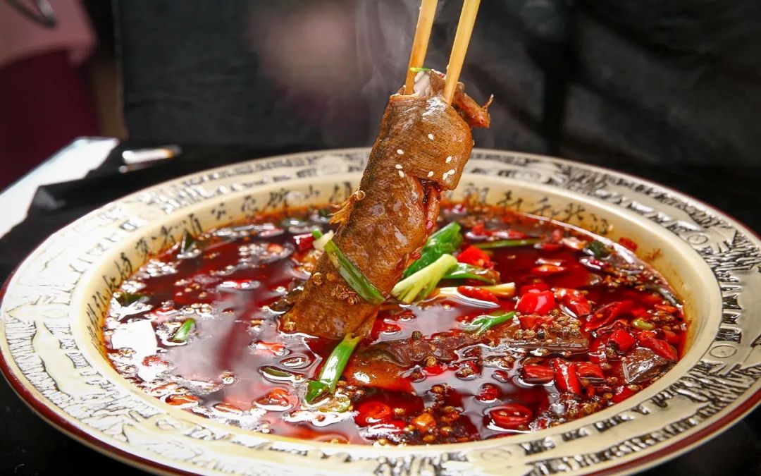 娴欐睙琚綆浼扮殑瀹濊棌缇庨灏忛晣,娴欐睙灏忎紬鏃呮父灏忓煄缇庨