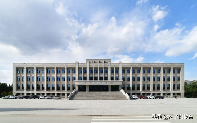 沈阳大学与辽东学院哪个好,沈阳大学和大连大学比较