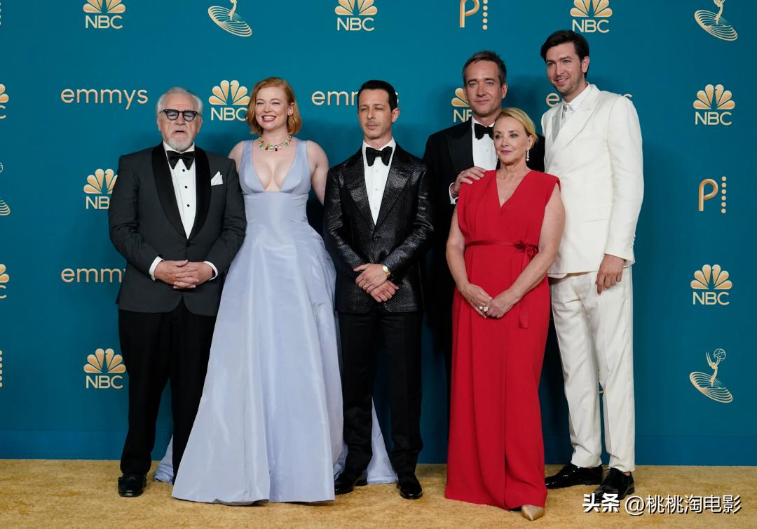 艾美奖红毯明星大比拼，赞达亚二封视后，李政宰携女友出席