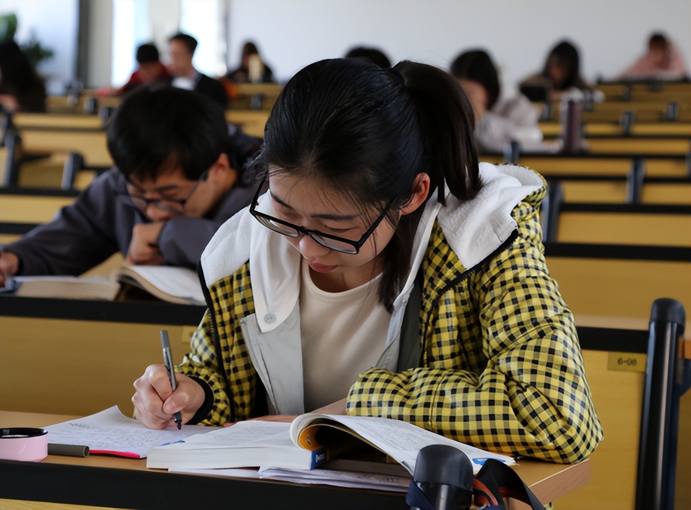 就业工资最高发展前景最好的专业,就业工资最高十大专业