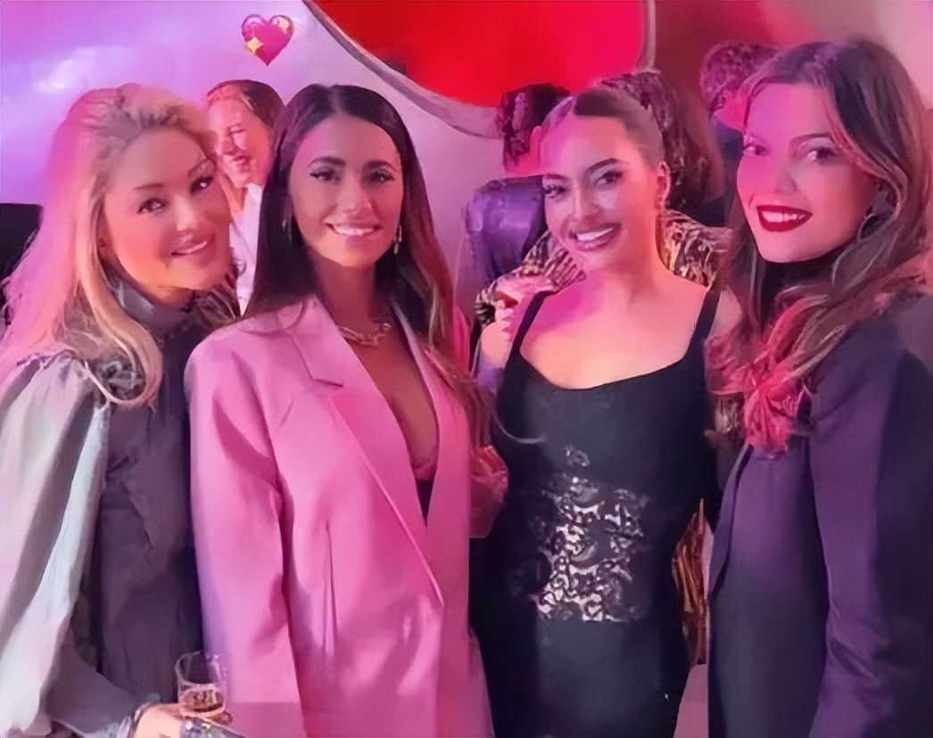 梅西绝世容颜,梅西妻子晒照片展示美好身材