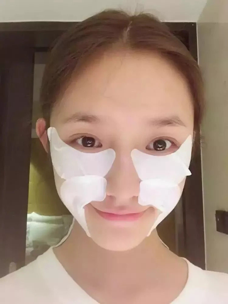 抗衰老脸上有细纹用什么护肤品,自制抗皱消除法令纹小妙招