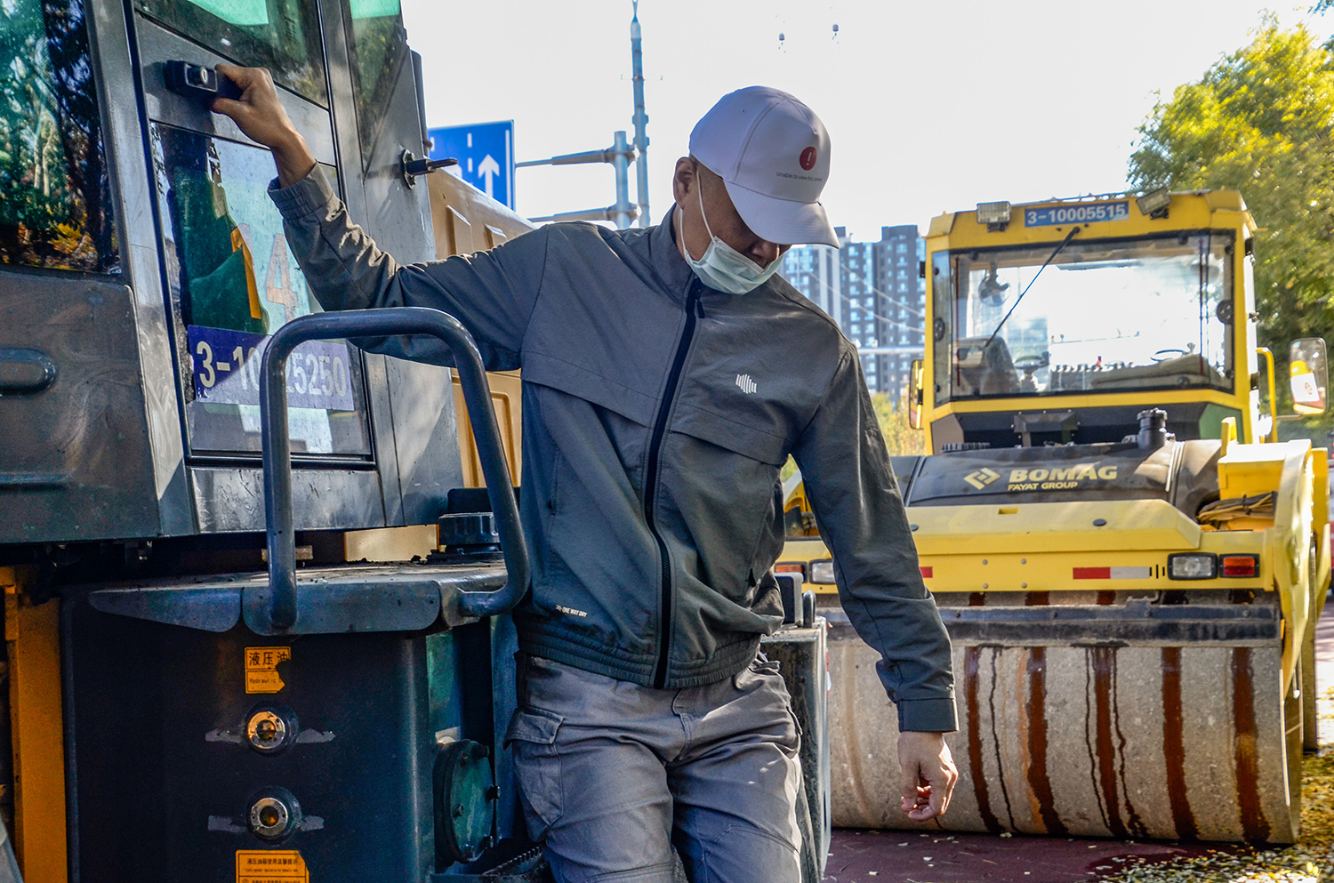 冷风、湿热、油污、真菌统统被吸走：单导黑洞夹克