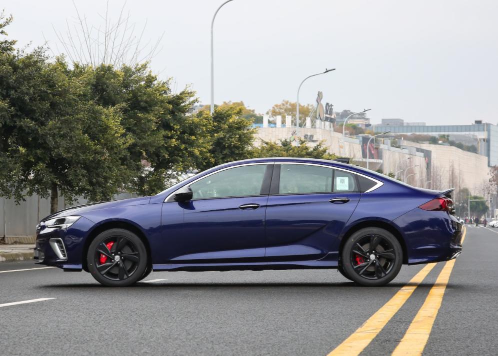 15万买君威1.5还是2.0t,15万元的新款别克君威还值得选吗