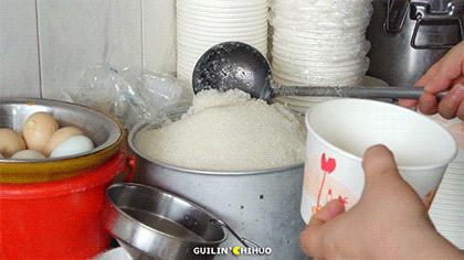 一条古巷藏着一座城市里的记忆,一条巷子承载了多少年轻人味蕾