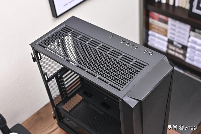 低调实用中塔——ROGZ690HERO+影驰4070Ti+银欣FARAB2装机展示