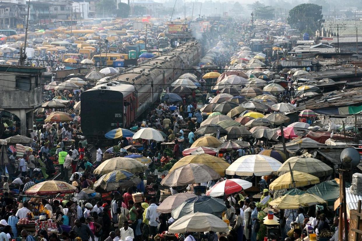 世界上人口最多的城市在哪,中国超过1000万人口的城市2020