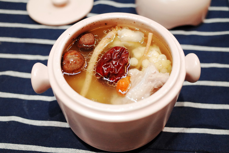 厨房该用几种锅实用,家里厨房里都用什么锅实用