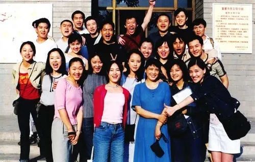 李小冉5个亿,李小冉挣了多少钱了