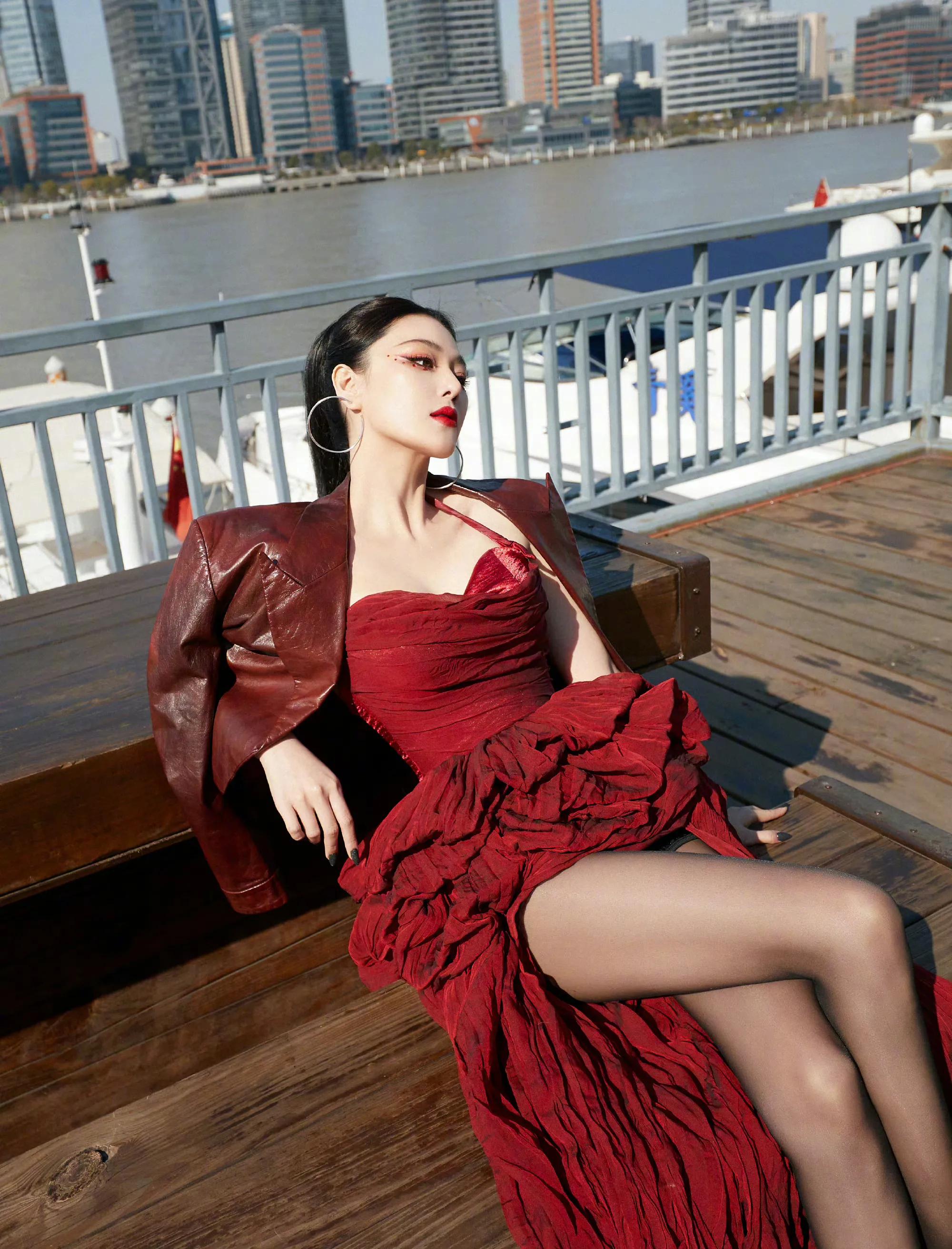 军嫂张馨予近照曝光,张馨予当军嫂后越来越帅