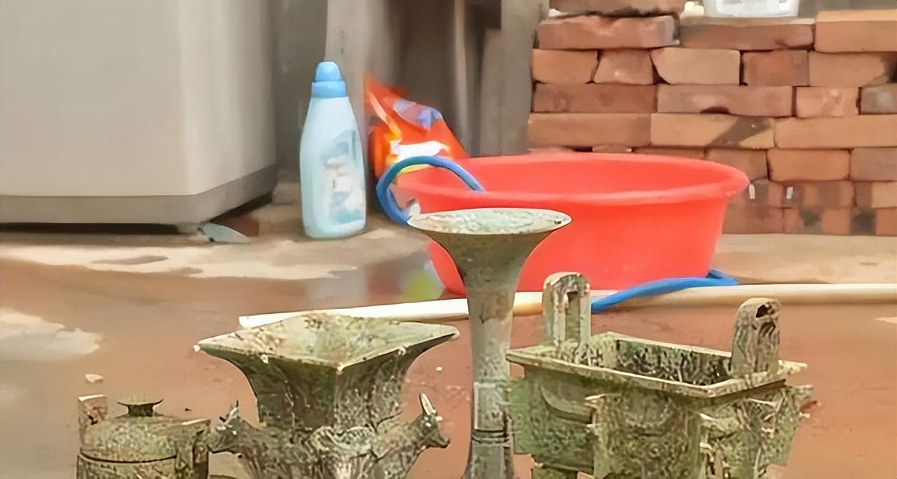 河南老汉靠造假发财,河南老汉造假一年赚1亿多