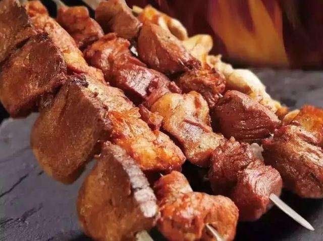 俄罗斯gdp与广东哪个强大,2021年广东省和俄罗斯gdp比较