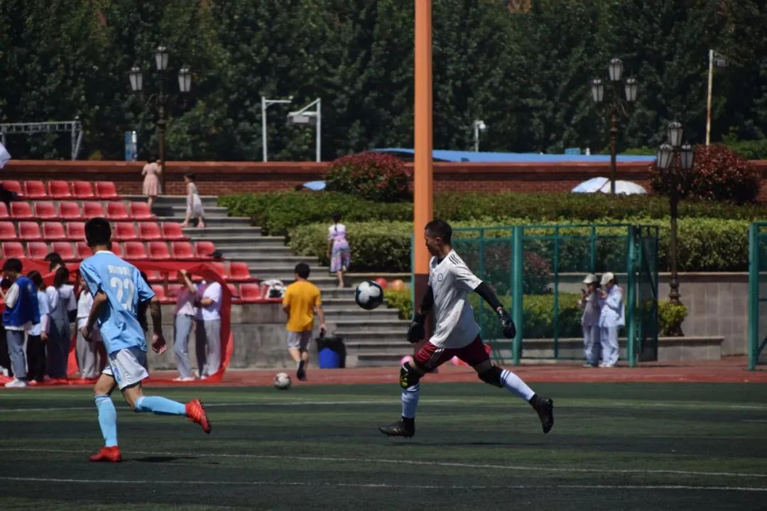 致敬平凡的劳动者图,致敬最朴素的劳动者图片