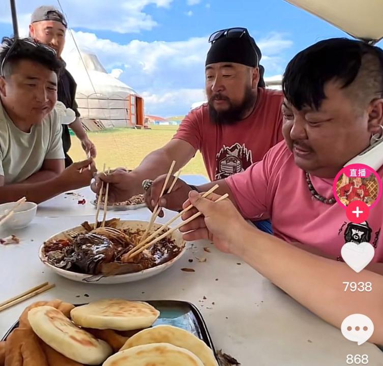 网红胖猴仔瘦200斤，血压回归正常，吃播三剑客仅恩克还在坚持吃