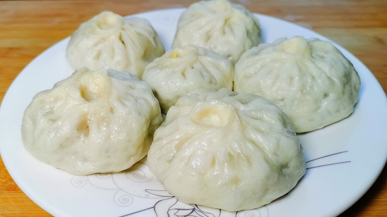 白菜韭菜馅儿包子放点木耳,韭菜白菜蒸包子的做法