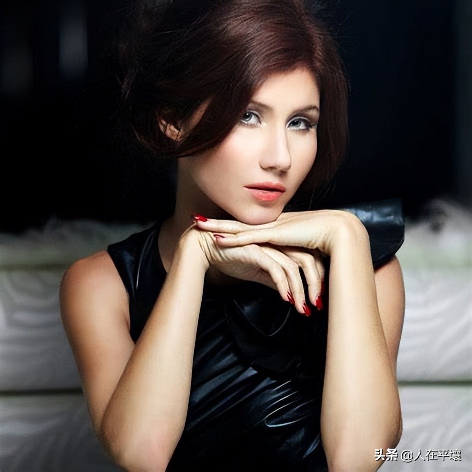 俄罗斯女间谍安娜查普曼,安娜查普曼事迹