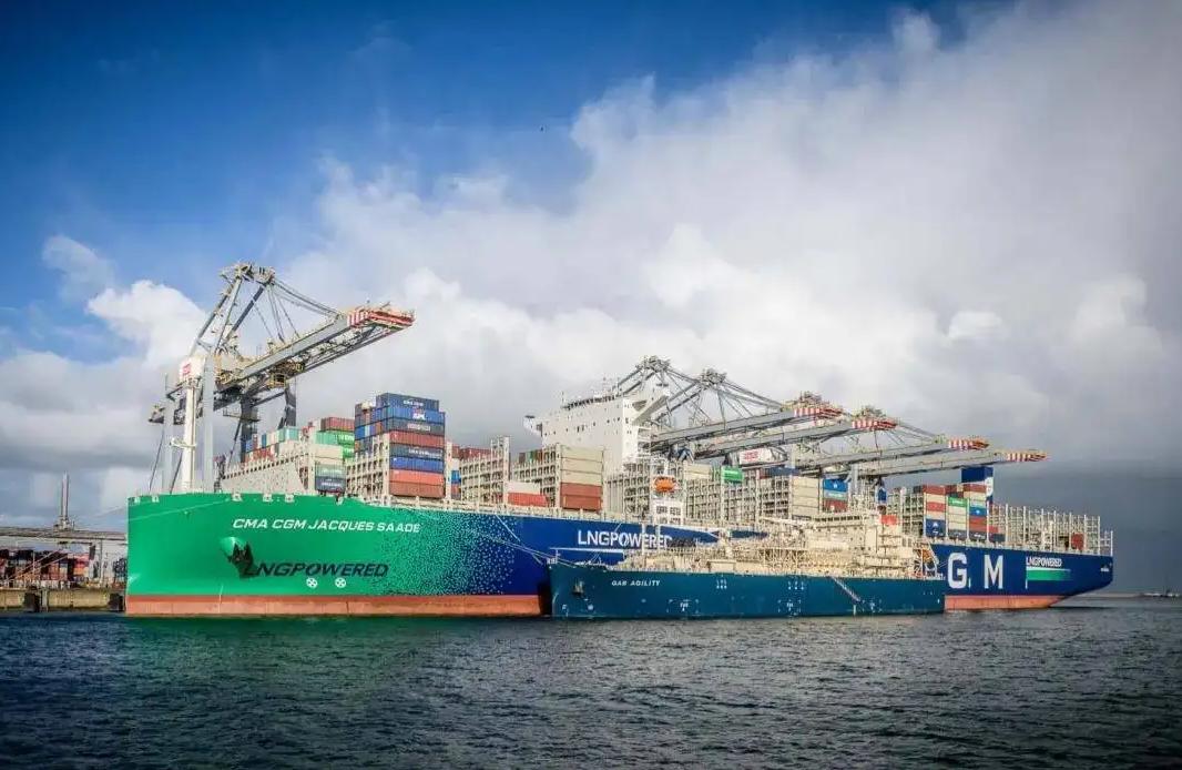 世界最大集装箱船哪个造船厂建的,中国在建最大集装箱船