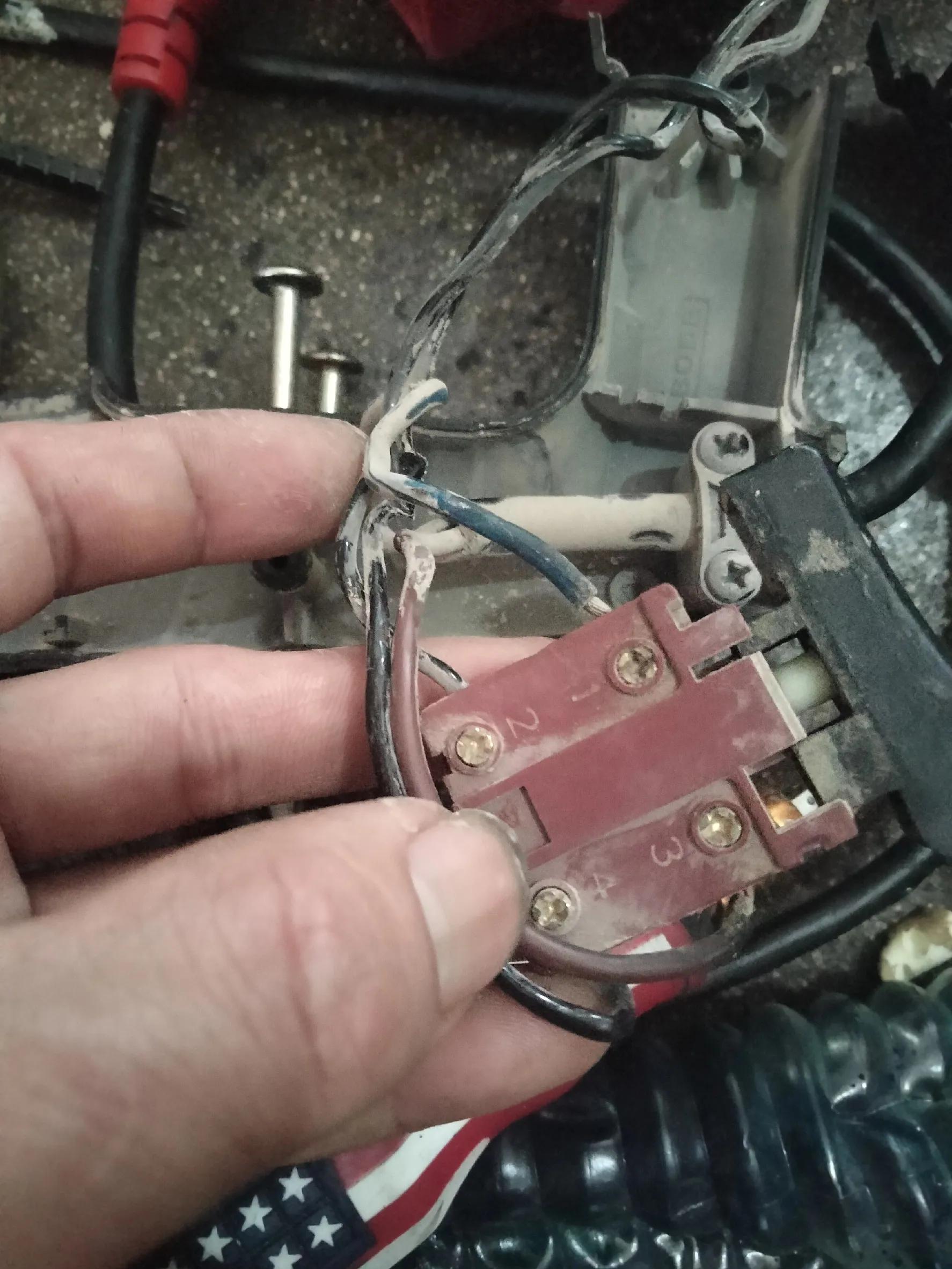 26型电锤正反开关怎么拆,电锤开关四个接头怎么接