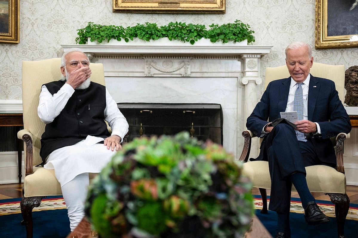 美参院通过涉乌决议,美参院通过950亿美元对外军援法案