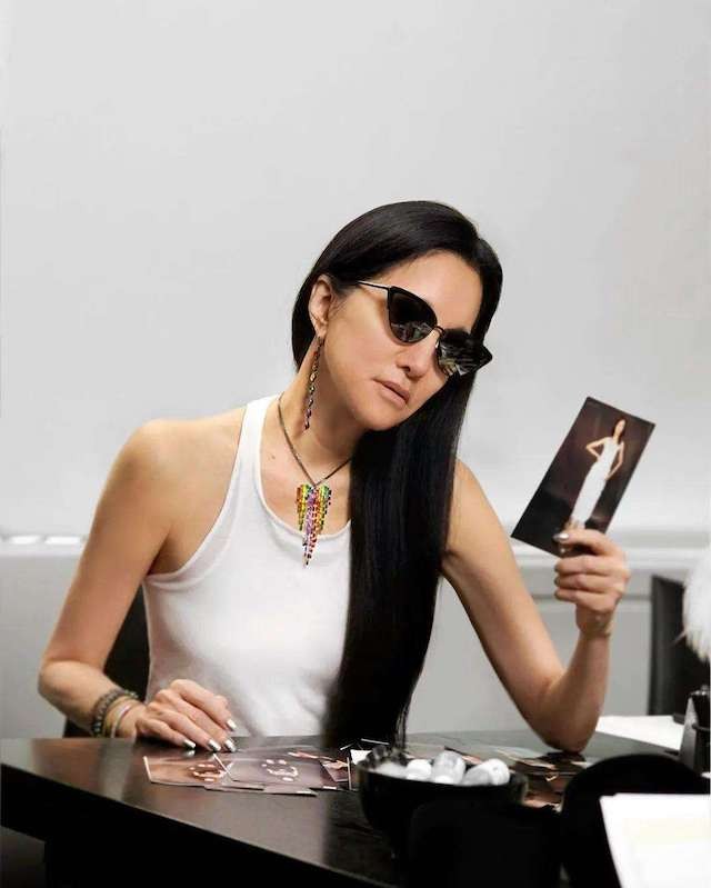 35岁奥运冠军恋上70岁的女富豪,35岁奥运冠军恋上70岁女富豪