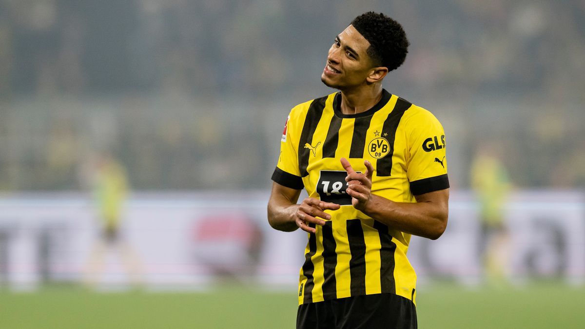 足坛最新转会消息皇马,梅西转会巴黎完整视频