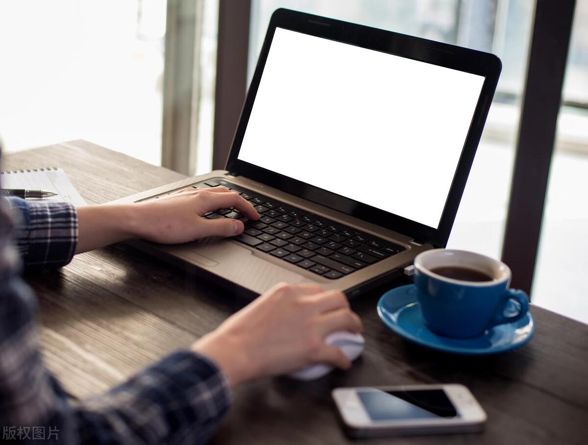 怎么样把pdf文件下载下来,如何插一页到pdf文件