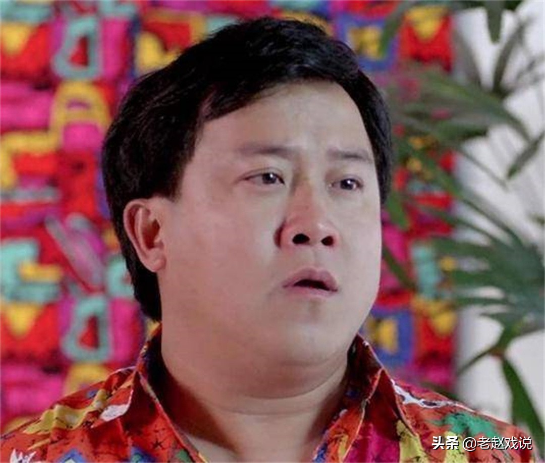 “风流成性”曾志伟：丑闻无数的他，如何从小人物做到大佬？