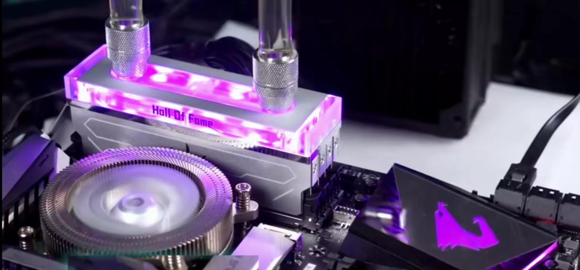 专用内存条和通用内存条怎么区别,内存条专用条和普通的有什么区别