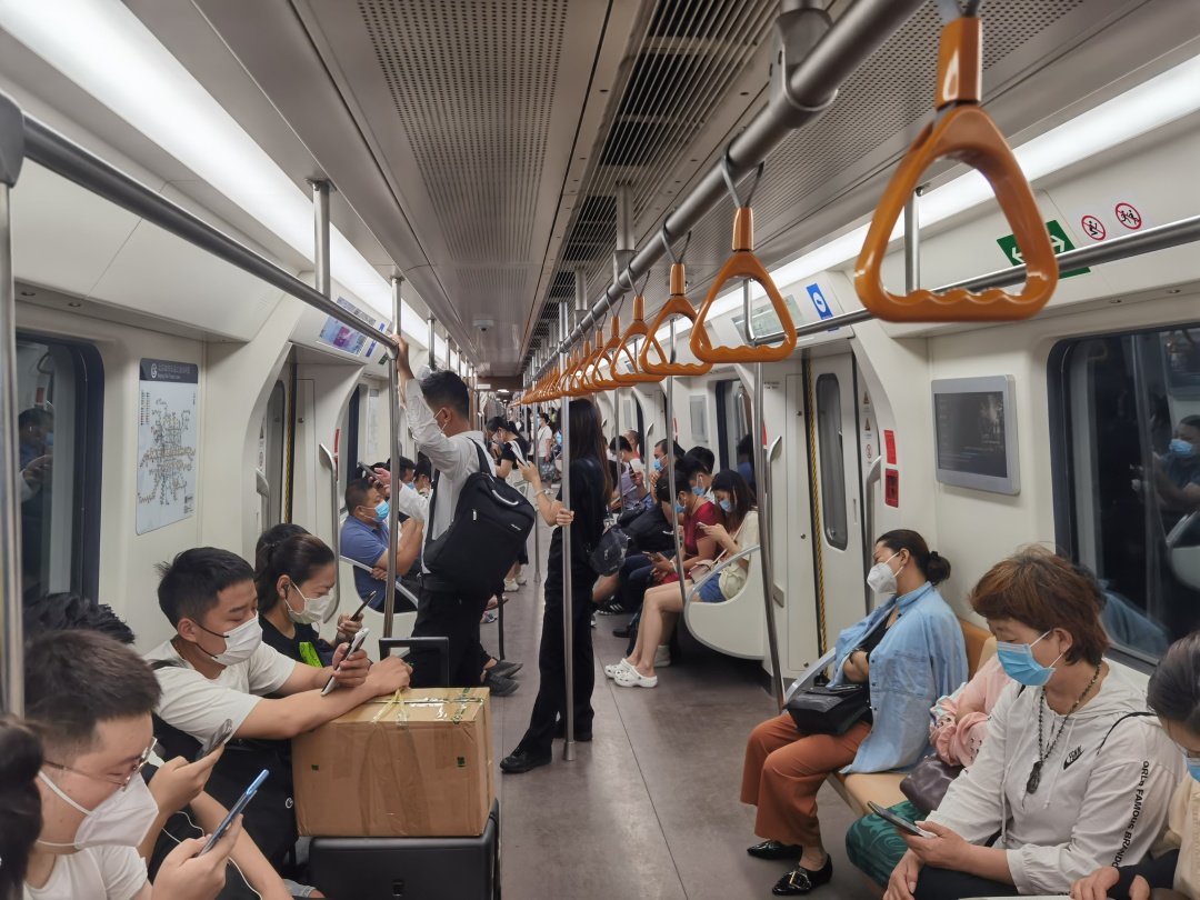 地铁19号线牡丹园到新宫时长,北京地铁19号线新宫站