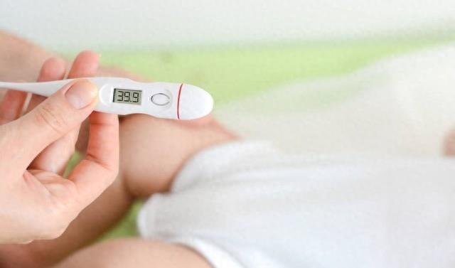 孩子发烧反反复复都把我搞崩溃了,孩子每天发烧一次持续六天了