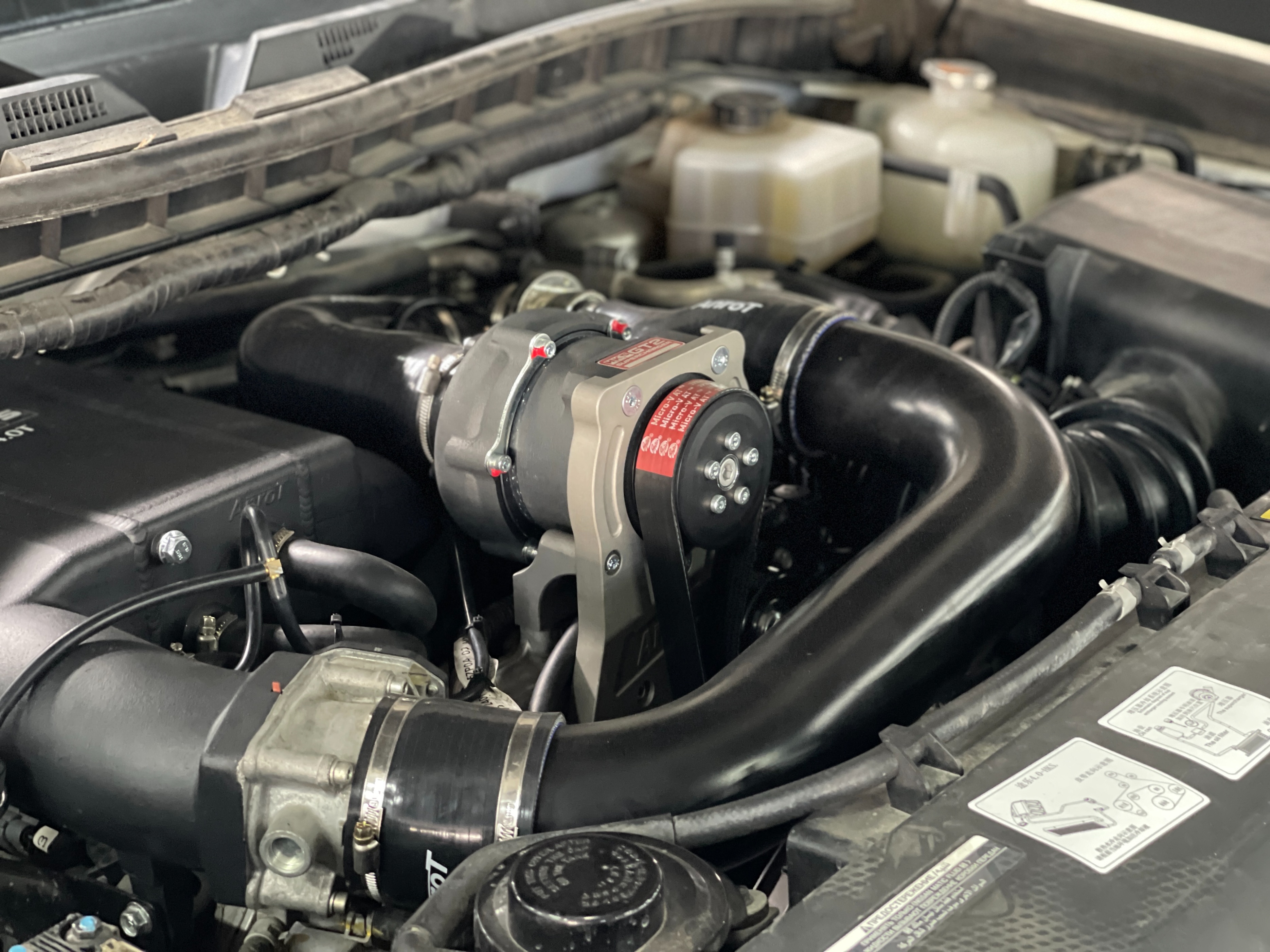 途乐4.0动力原厂多少匹,途乐4.0机械增压提速