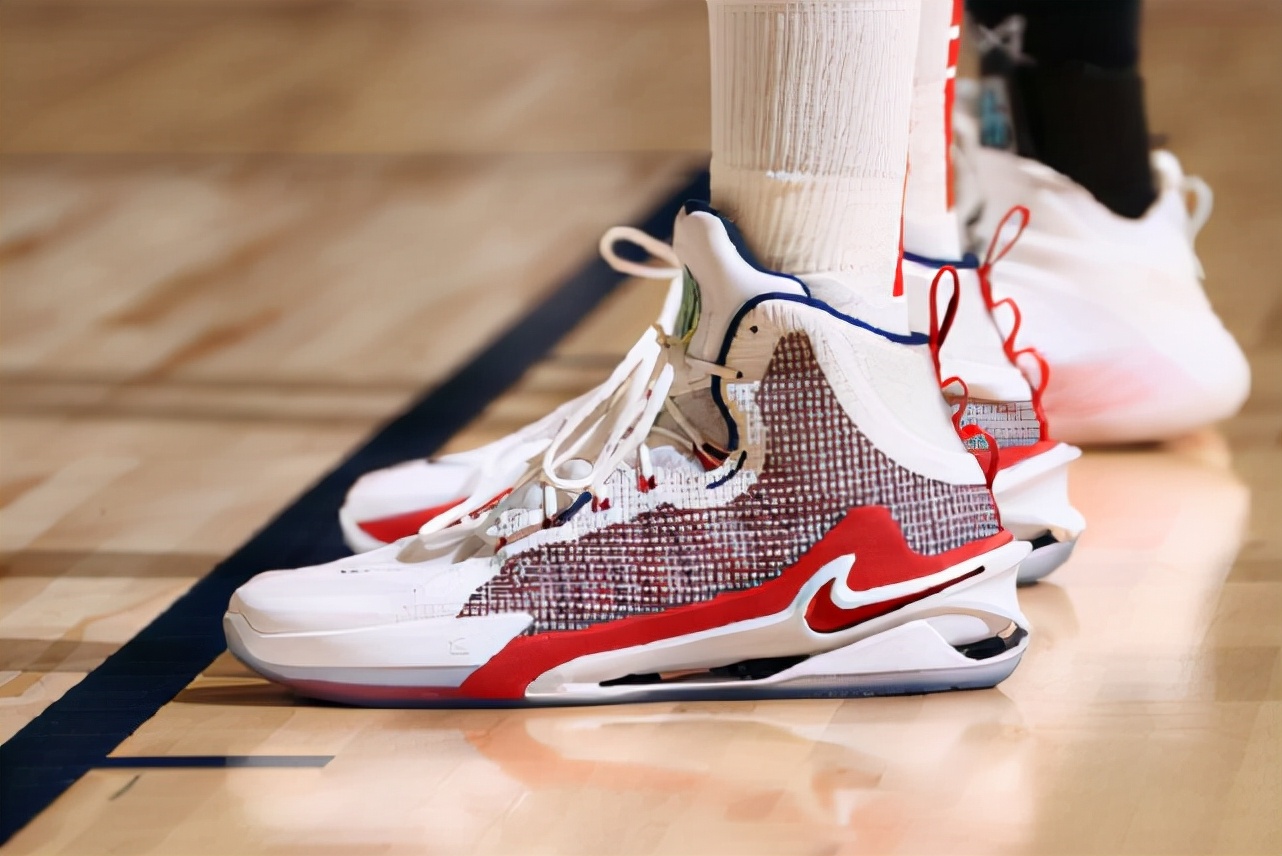 耐克抄袭的人多吗,耐克抄袭起家