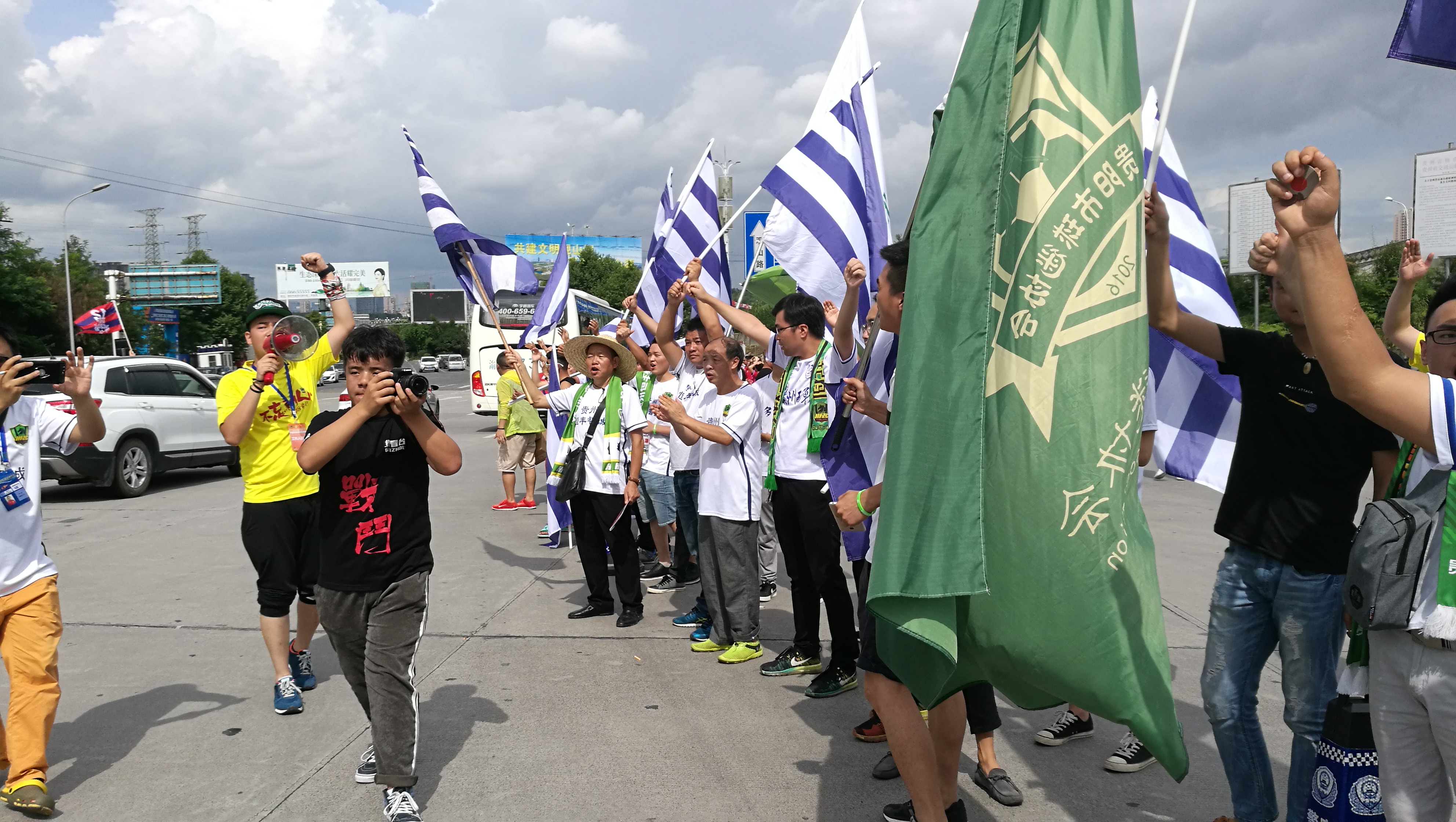 难忘的中超联赛,中超西南德比