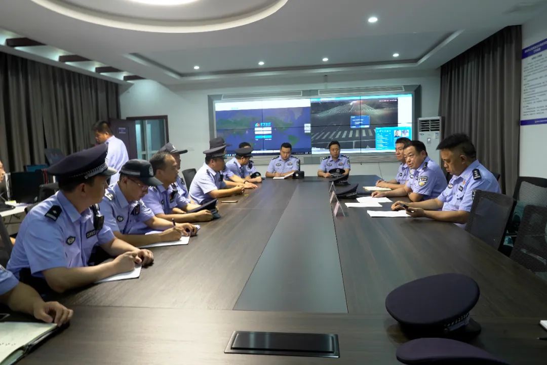 夏季治安打击整治“百日行动”丨尽锐出战！河南洛阳公安全力开展夏夜治安巡查宣防第二次集中统一行动