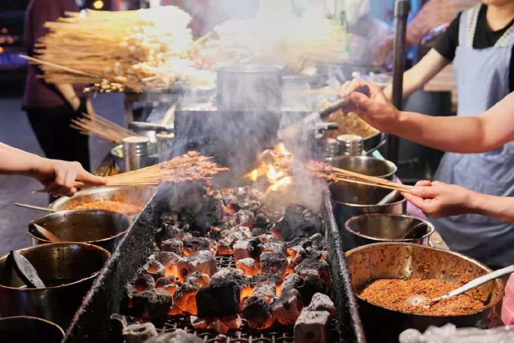 国内最值得逛的五大夜市,中国十大必逛夜市推荐