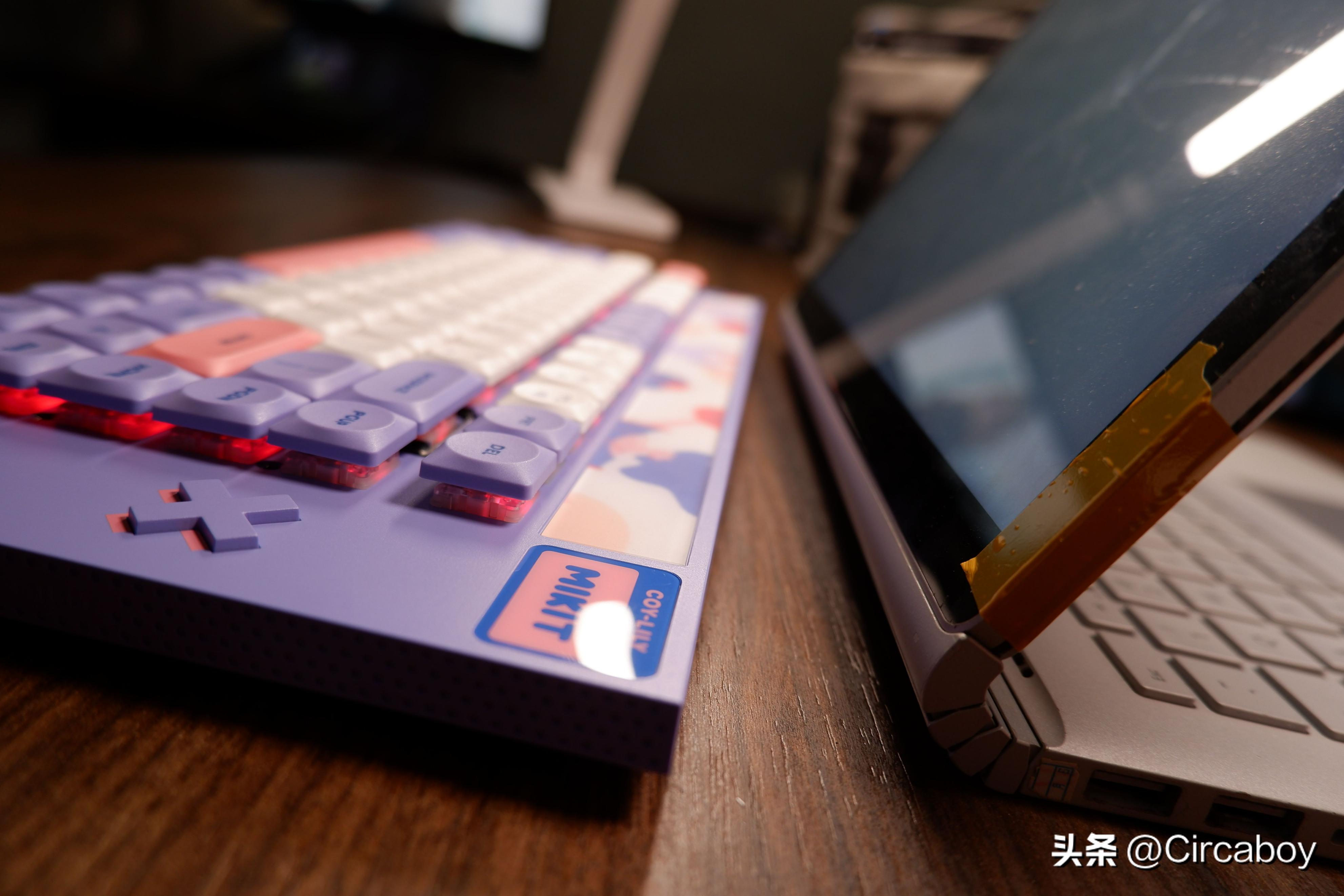 宅家好物清单-电视NAS电动升降桌与配件