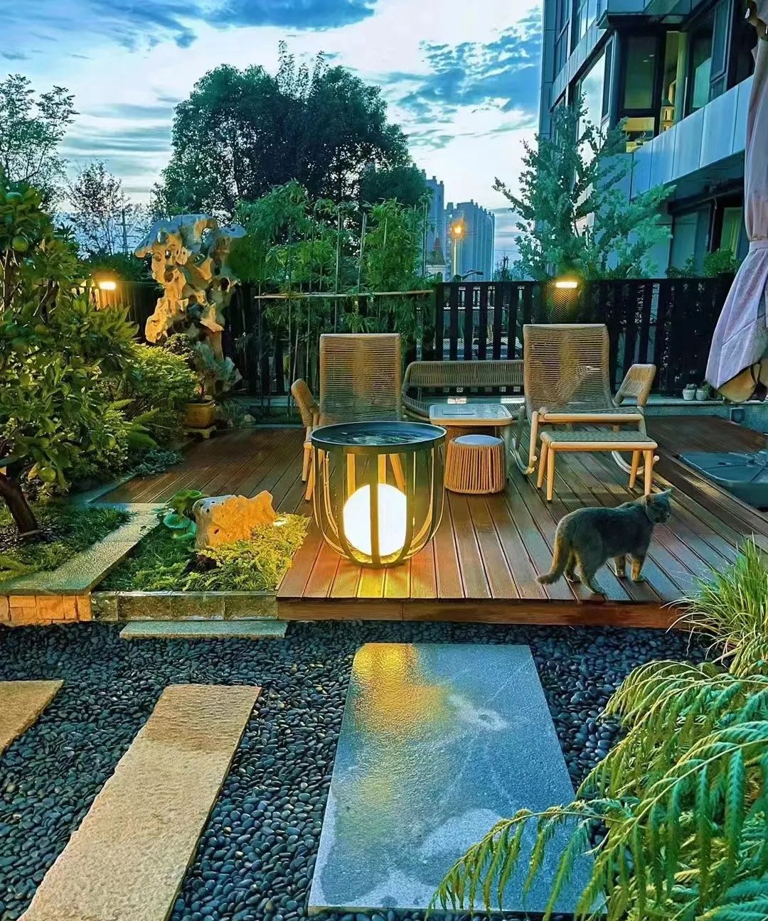 为什么说穷不买一楼,为什么顶楼和1楼不值得买