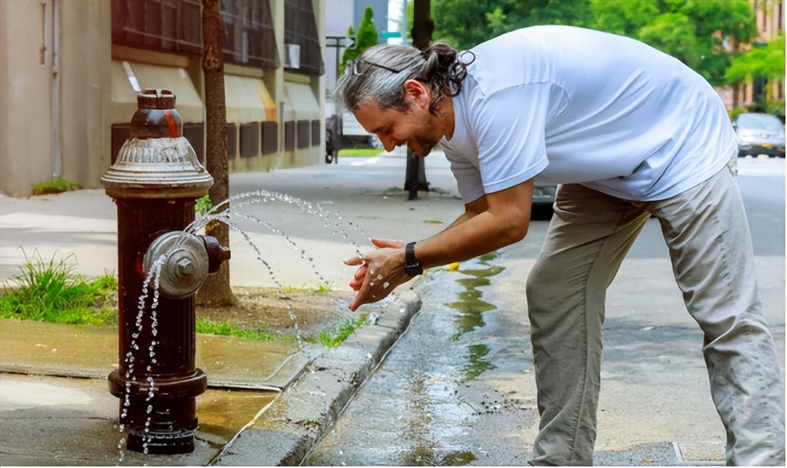 澶╁噳浜嗗コ鎬у鍠濆洓瀹濇堡,澶忔棩蹇呭鍏荤敓鍥涘疂