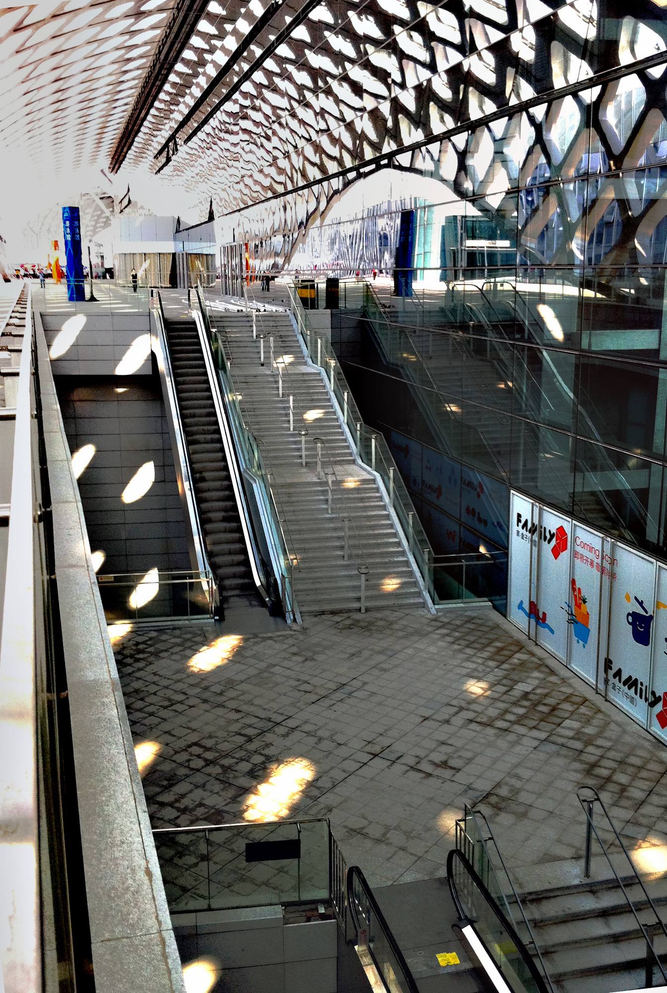 现代风综合体育馆设计案例赏析,体育中心设计效果图