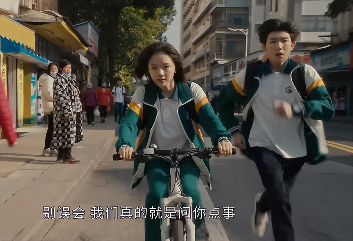 人民文娱王源采访,众人对王源的评价