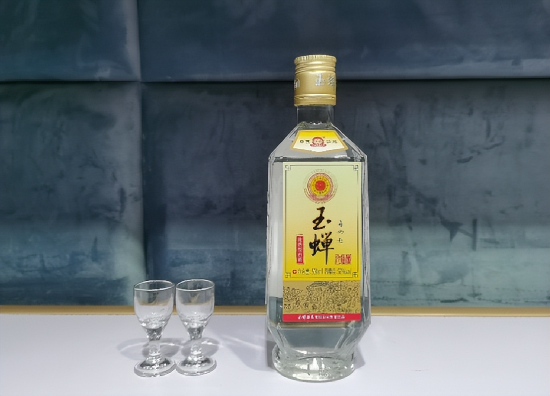 喝酒时出汗是怎么回事,喝酒的时候出汗是怎么回事