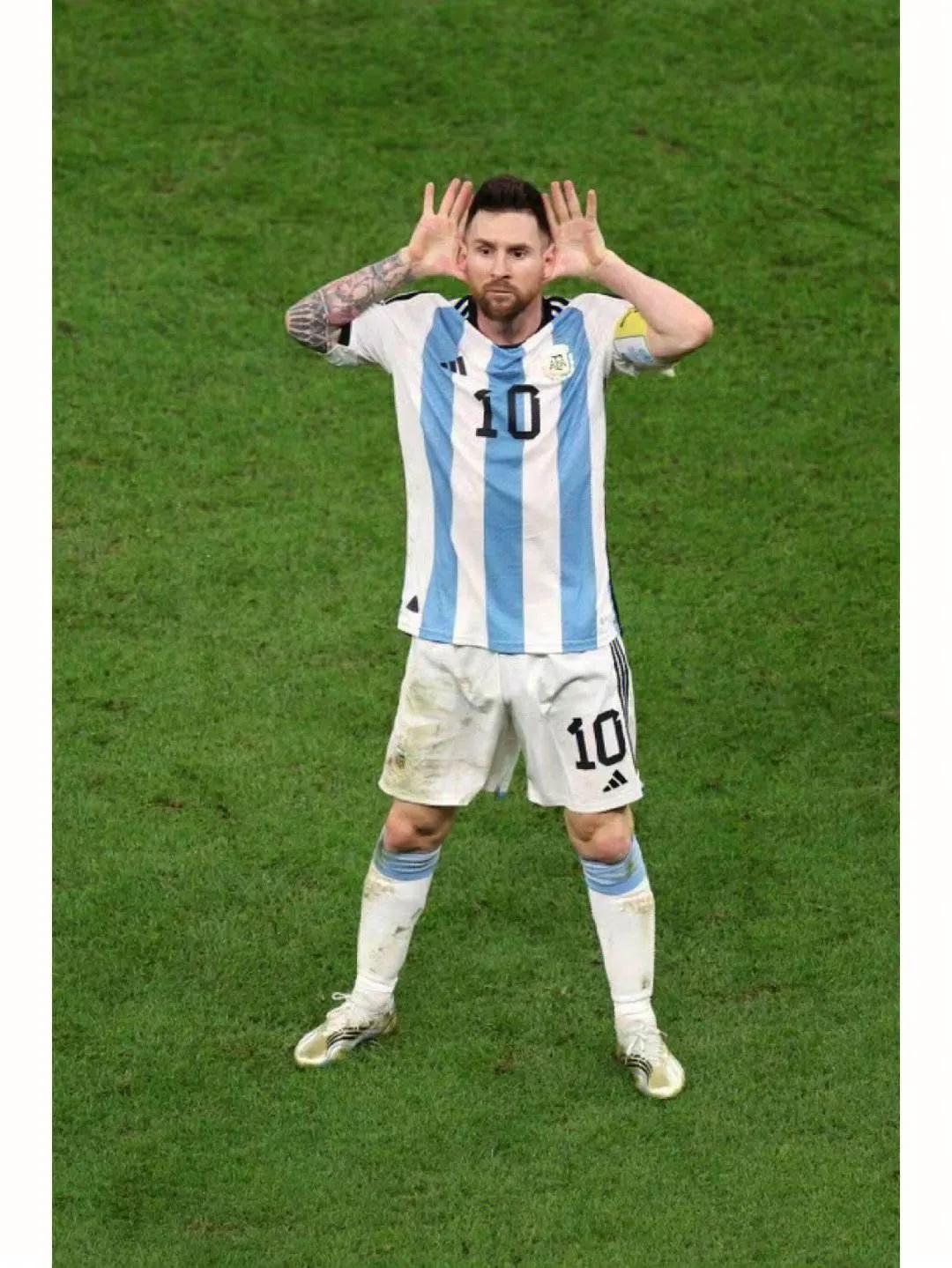 各前辈评价华晨宇,如何评价华晨宇的歌曲