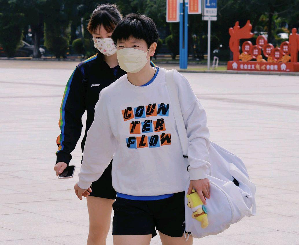 成都世乒赛王曼昱孙颖莎陈梦采访,世乒赛陈梦对阵孙颖莎谁能夺冠呢